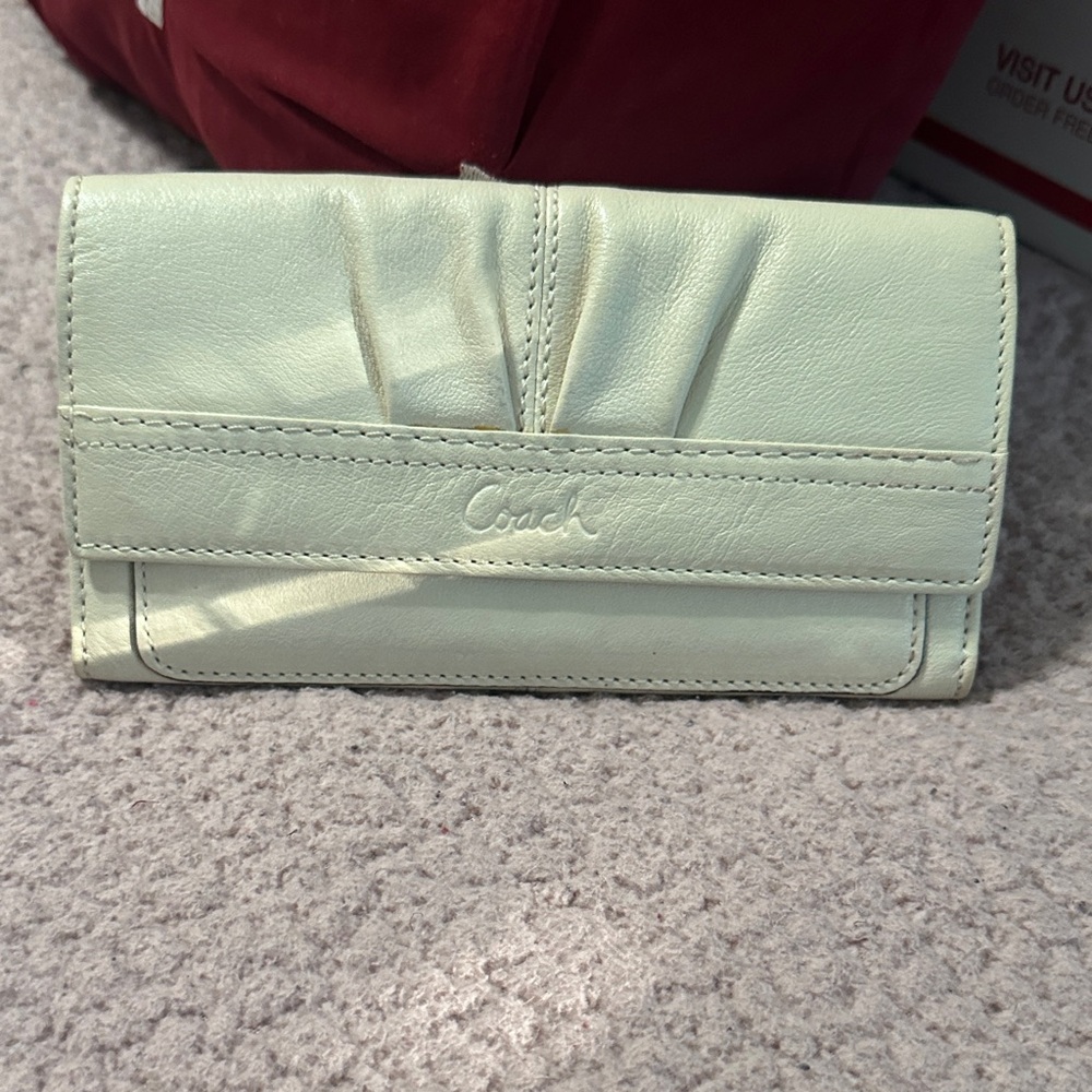 Coach Light beige Leather Wallet
